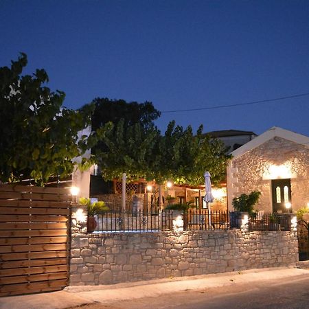 Villa Fontana Perion Luaran gambar
